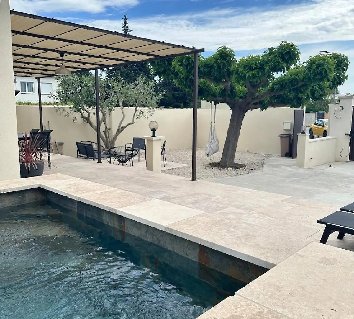 The Little House On The Isle Air-Conditioned House With Swimming Pool And L'Isle-sur-la-Sorgue 0*,